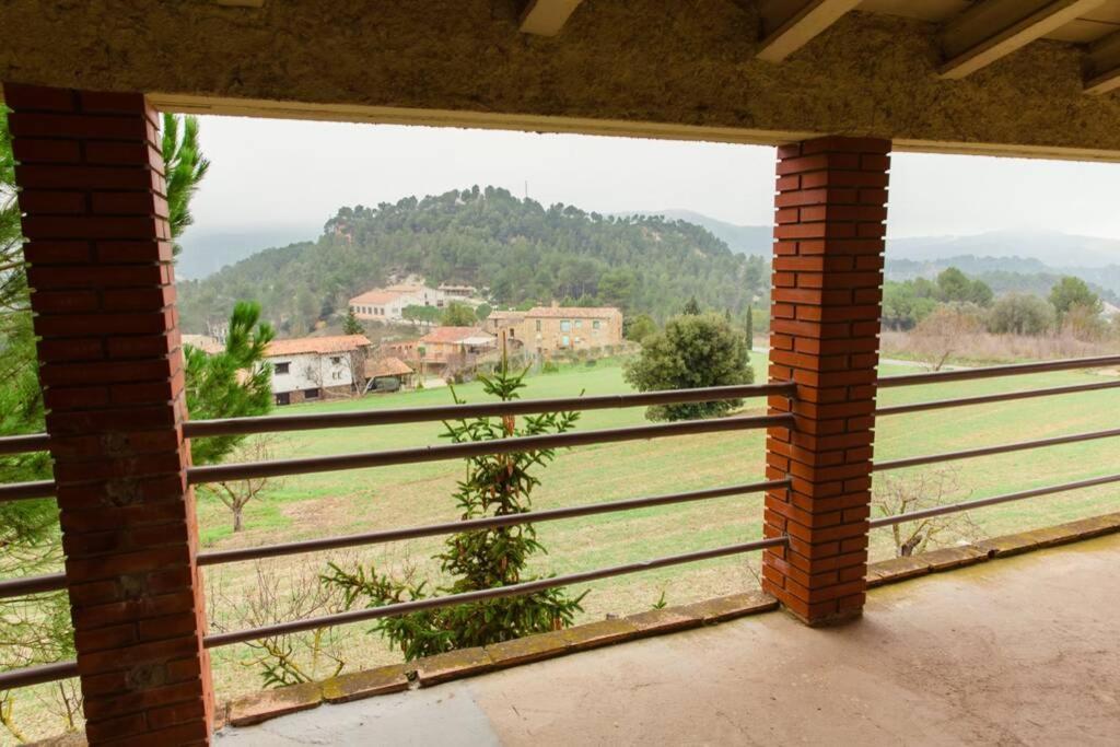 Masia Can Castanyola Marganell Esterno foto