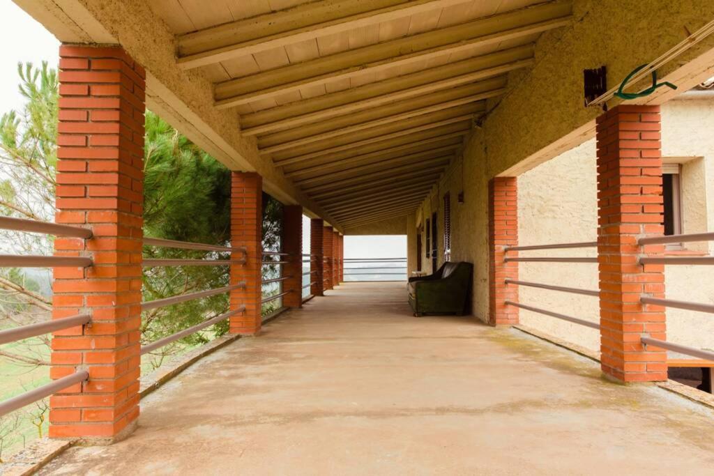 Masia Can Castanyola Marganell Esterno foto