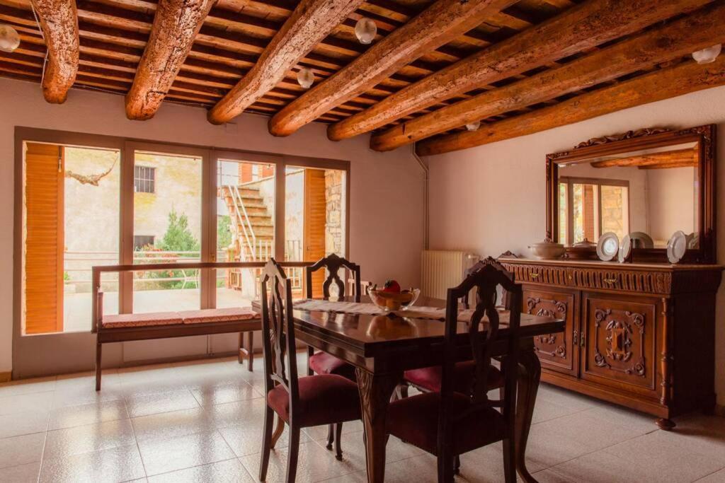 Masia Can Castanyola Marganell Esterno foto