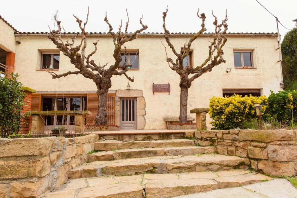 Masia Can Castanyola Marganell Esterno foto