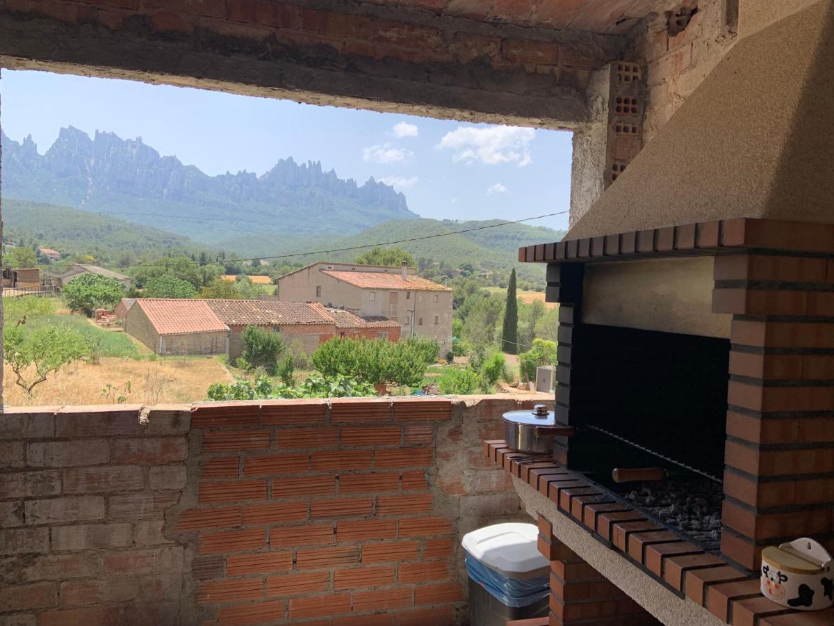 Masia Can Castanyola Marganell Esterno foto