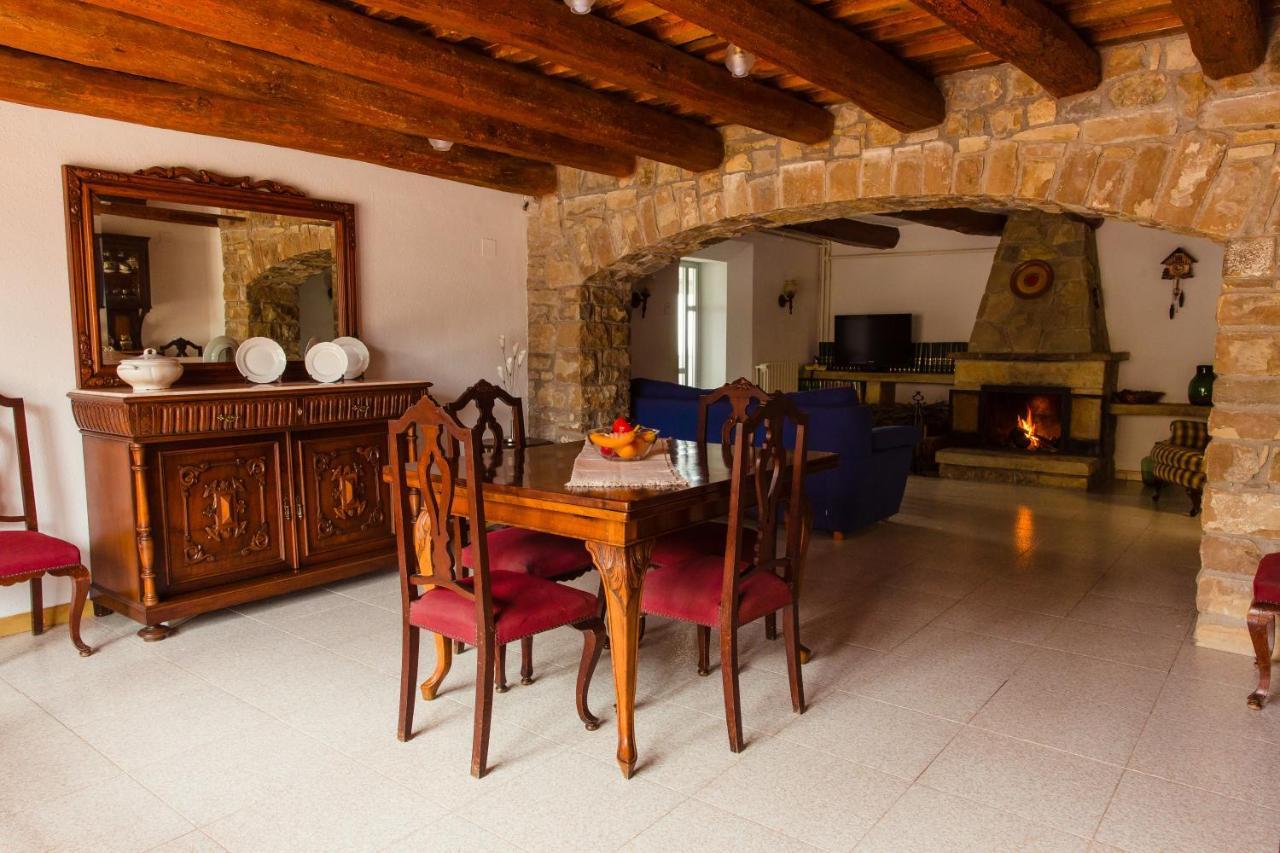 Masia Can Castanyola Marganell Esterno foto